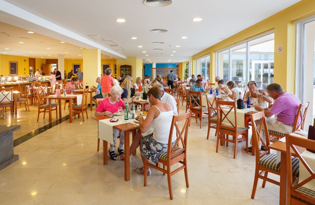 Aparthotel Dunes Platja Can Picafort  Dış mekan fotoğraf