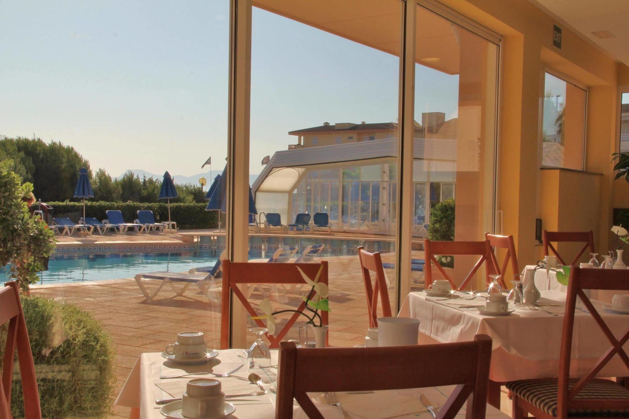 Aparthotel Dunes Platja Can Picafort  Dış mekan fotoğraf